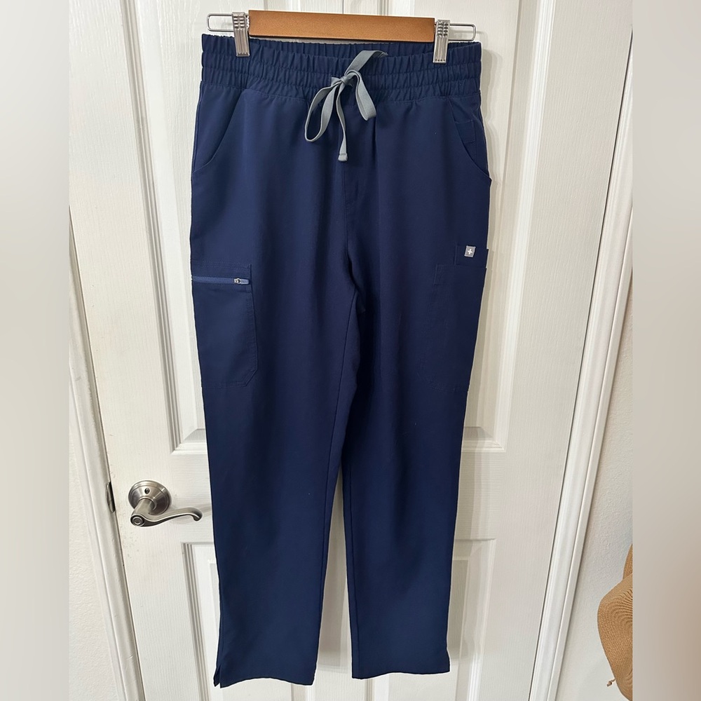 FIGS Yola Skinny Scrub Pants, a